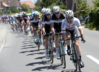 Mark Cavendish chases on stage eight of the 2014 Tour de Suisse