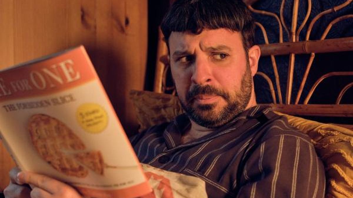 Simon Bird, as David, reads in bed in &quot;Everybody Else Burns&quot; season 2