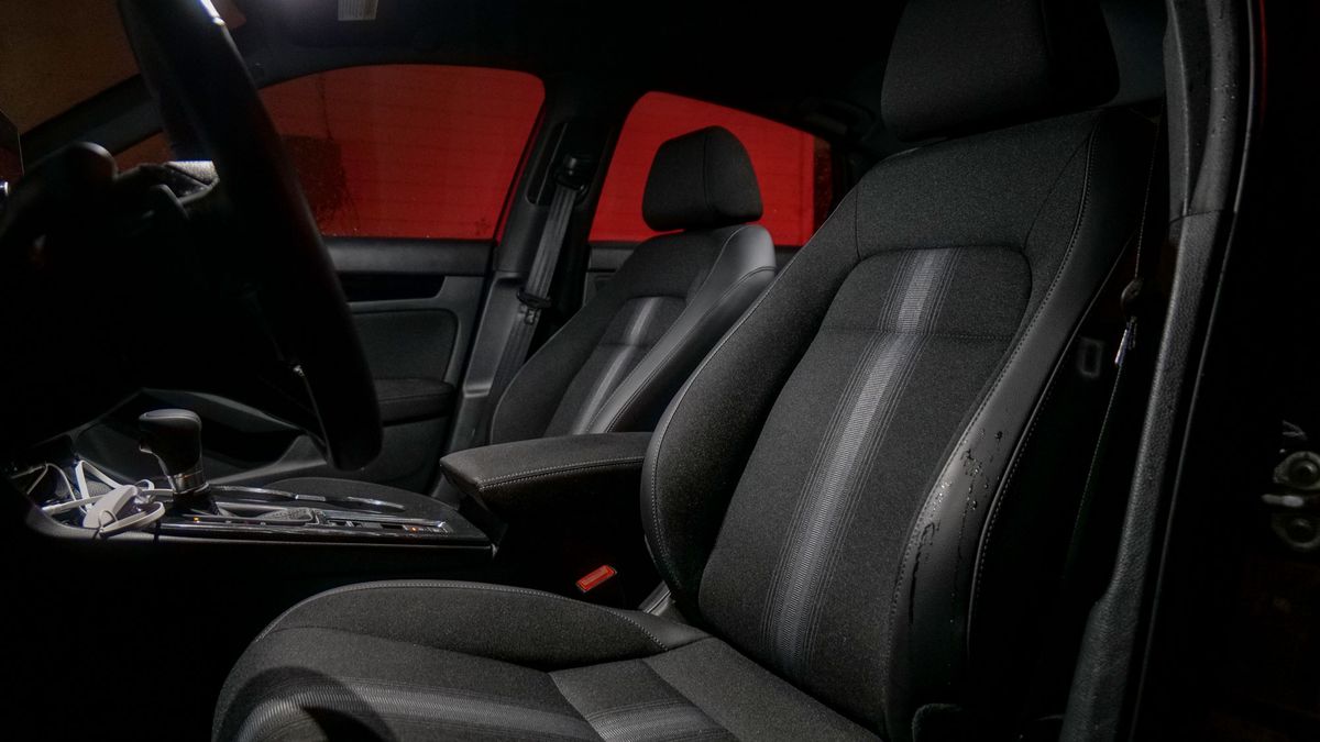 2025 Honda Civic Sport Hatchback Hybrid test drive.