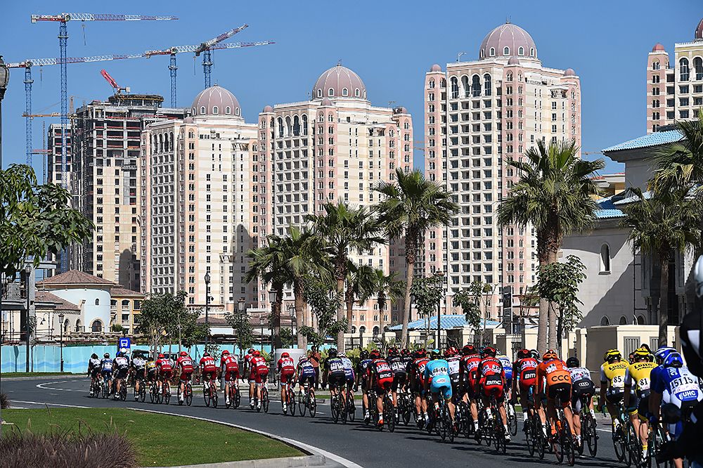 The peloton riding into the city at the Tour of Qatar