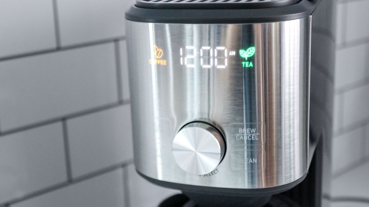 Mr. Coffee Perfect Brew Coffee Maker control panel