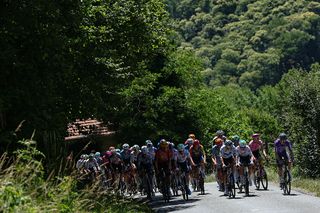 Tour Auvergne-Rhône-Alpes stage 7 LIVE - Paul Seixas crashes as breakaway has yet to form