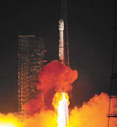 China Launches Pakistan Satellite