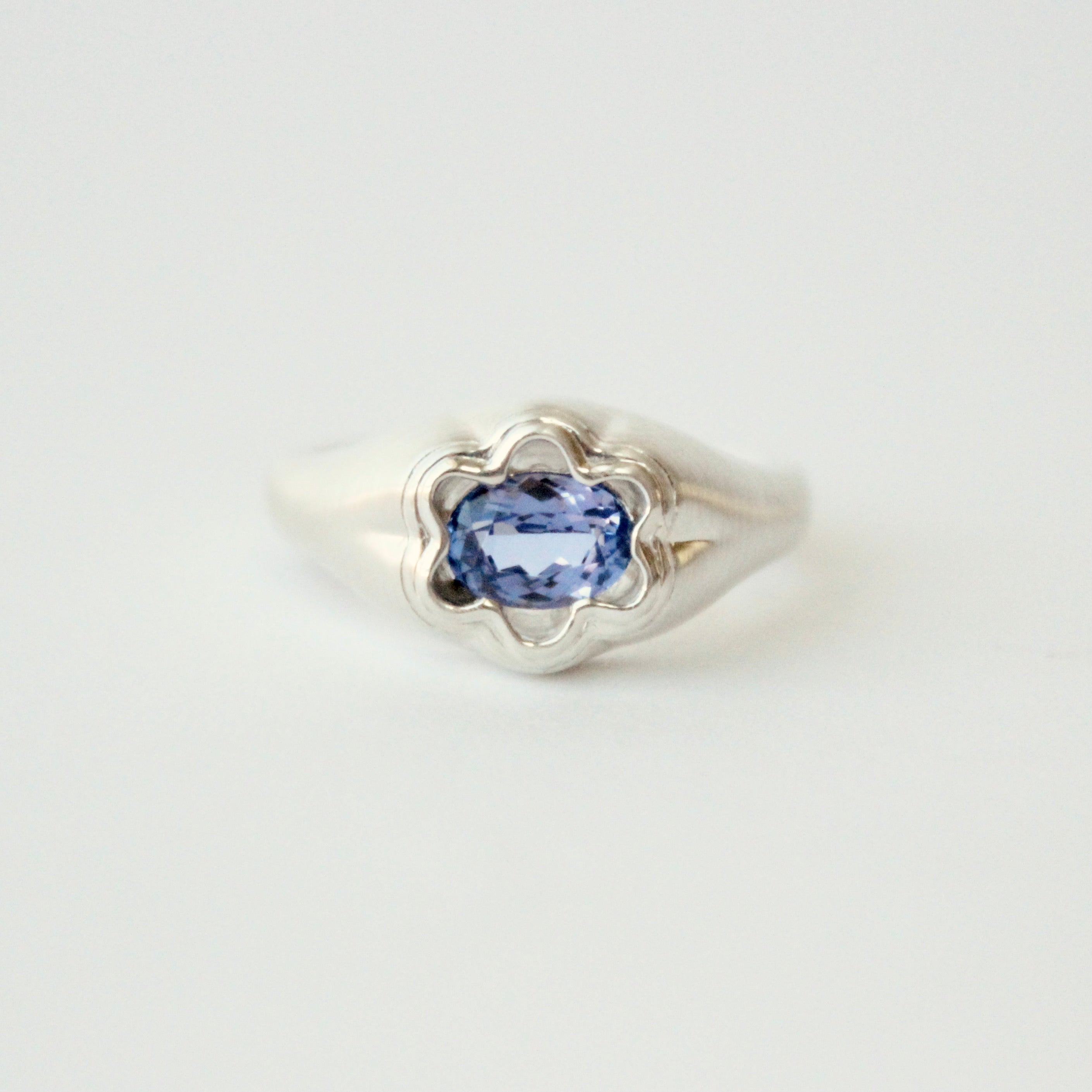 Bloom Ring With Tanzanite