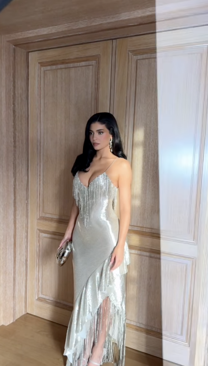 Kylie Jenner supported Kendall Jenner during the Schiaparelli Spring 2026 fashion show