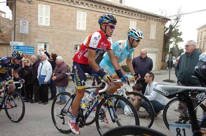 Alberto Contador and Vincenzo Nibali crest the climb