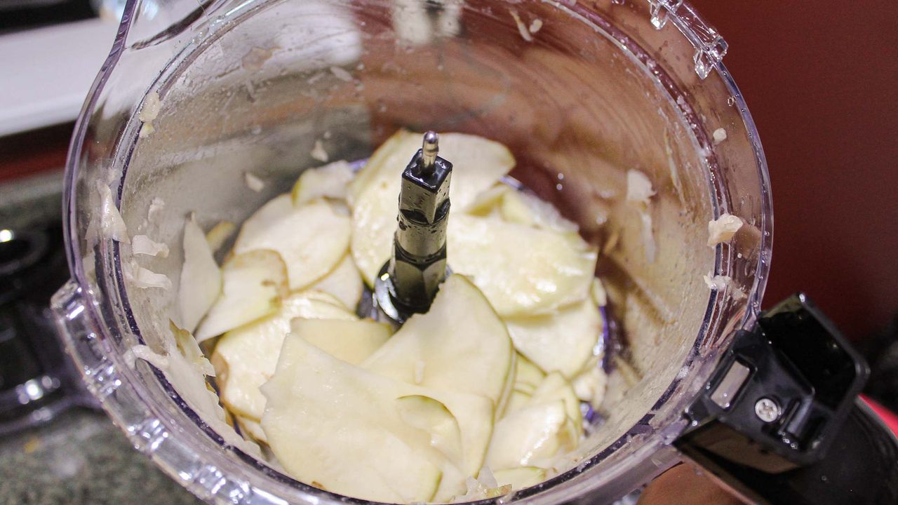 Hamilton Beach 12 Cup Stack and Snap Food Processor processing potatoes