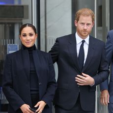 new york, new york september 23 meghan, duchess of sussex, and prince harry, duke of sussex, visit one world observatory on september 23, 2021 in new york city photo by taylor hillwireimage