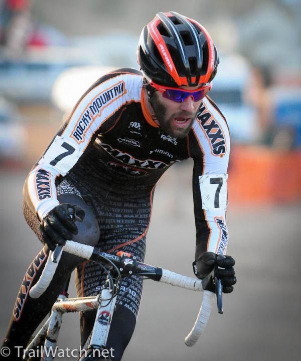 Geoff Kabush (Team Maxxis) having back-to-back podium races.