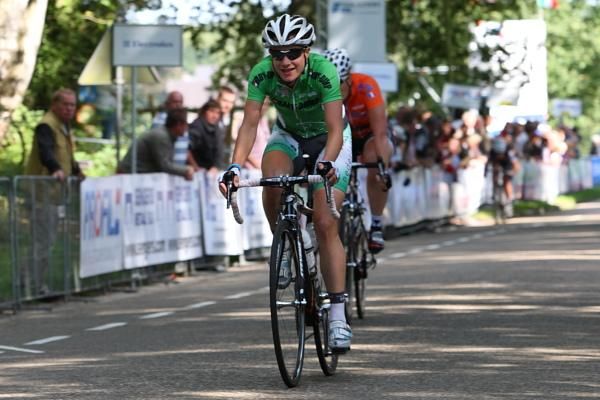A relieved smile from Marianne Vos (Nederland Bloeit) after winning the first bonification sprint and moving to one second from Kirsten Wild.