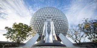 Spaceship earth and the Epcot Fountain