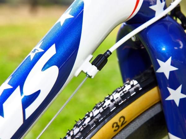 Integrated barrel adjusters make for easy on-the-fly tweaks to the shifting performance if needed.