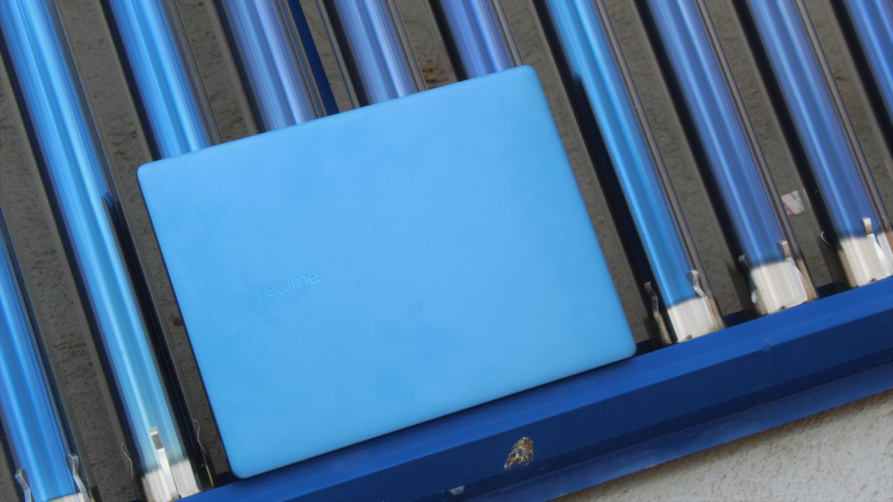 Realme Book Slim