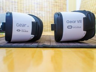 Two Gear VR side by side