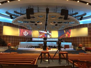 Barco Projection Powers Video at Dallas Church