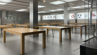 Empty Apple Store with no stock
