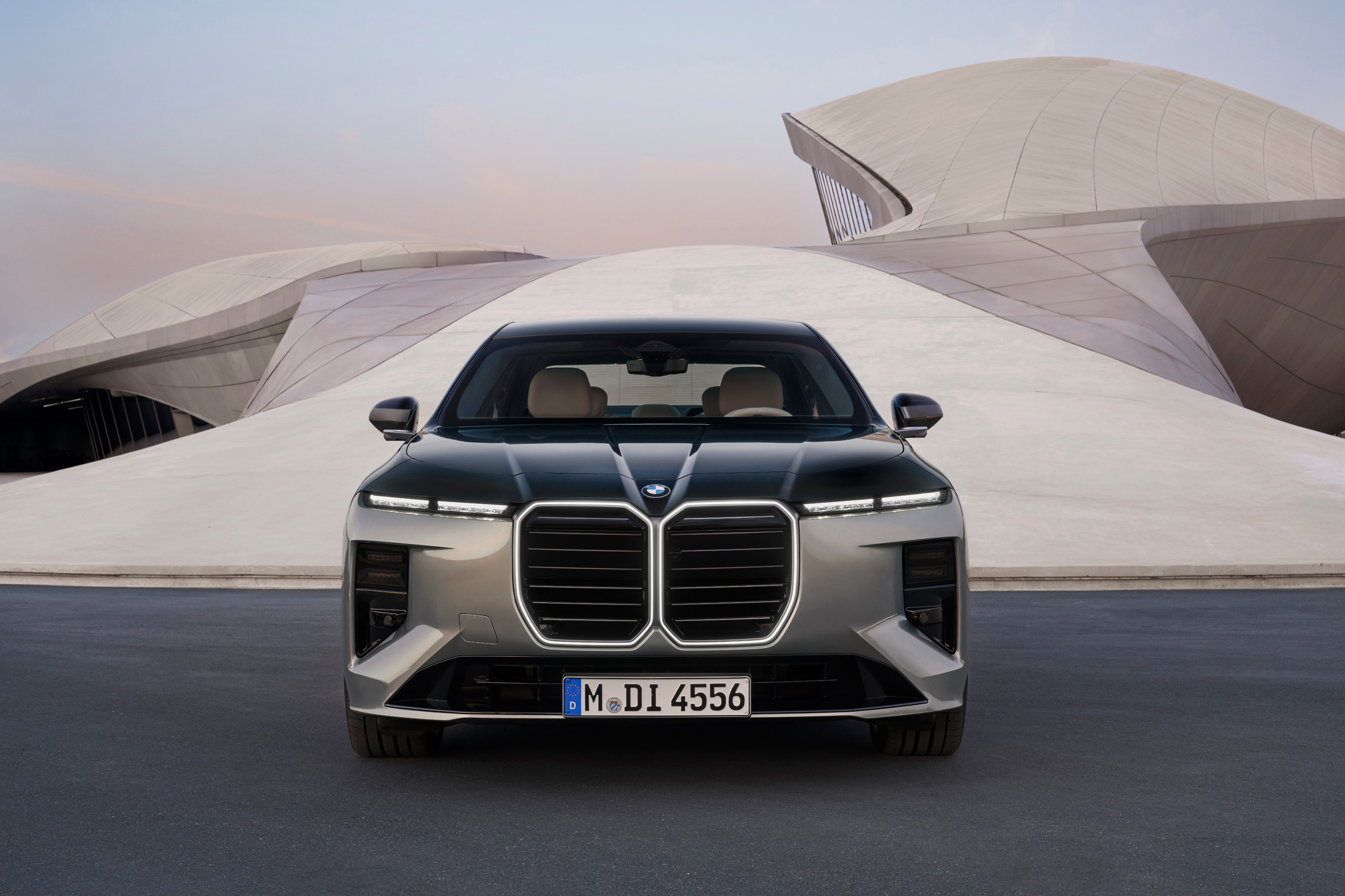 The brutalist front elevation of the new BMW 7 Series