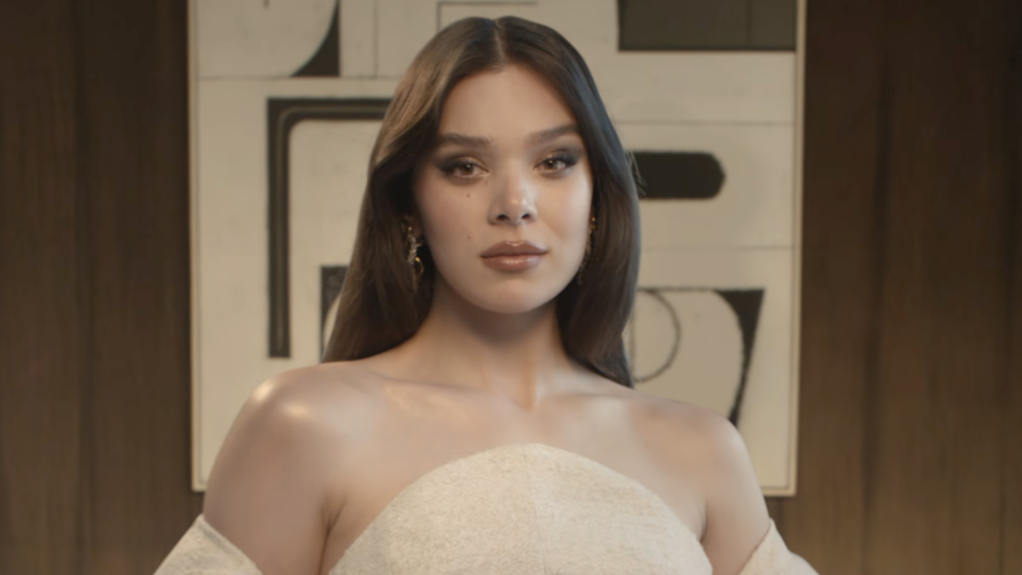 Hailee Steinfeld starring in an Ashley Luxe commercial.