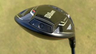 Photo of the back weight of the Wilson Dynapwr Carbon Driver