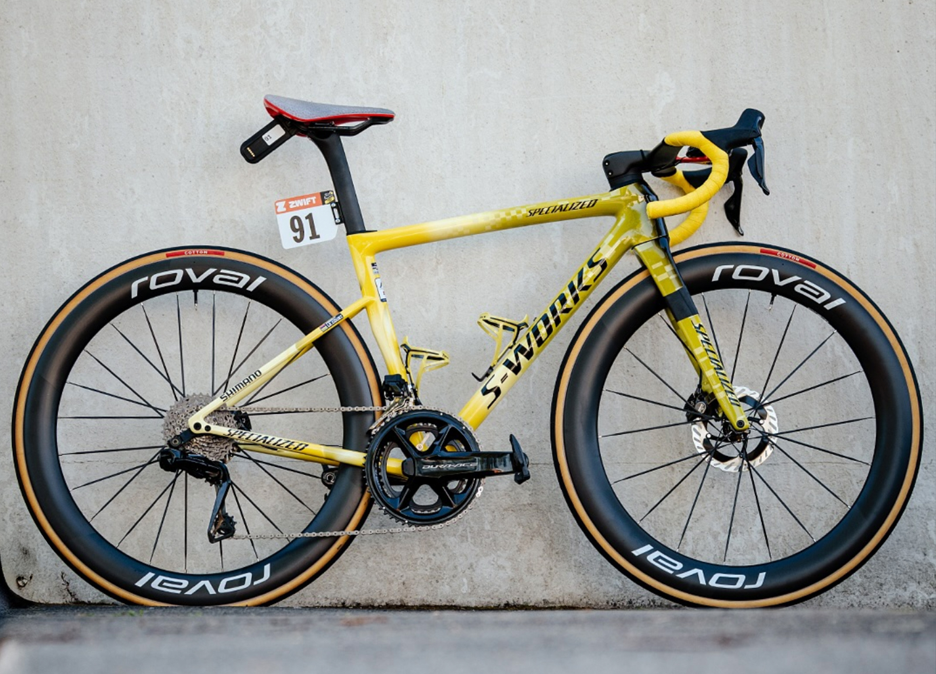 Kim Le Court&#039;s Specialized S-Works Tarmac SL8 against a wall close up