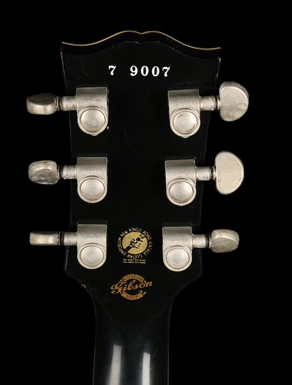 Noel Gallagher's Silver Sparkle Gibson Les Paul