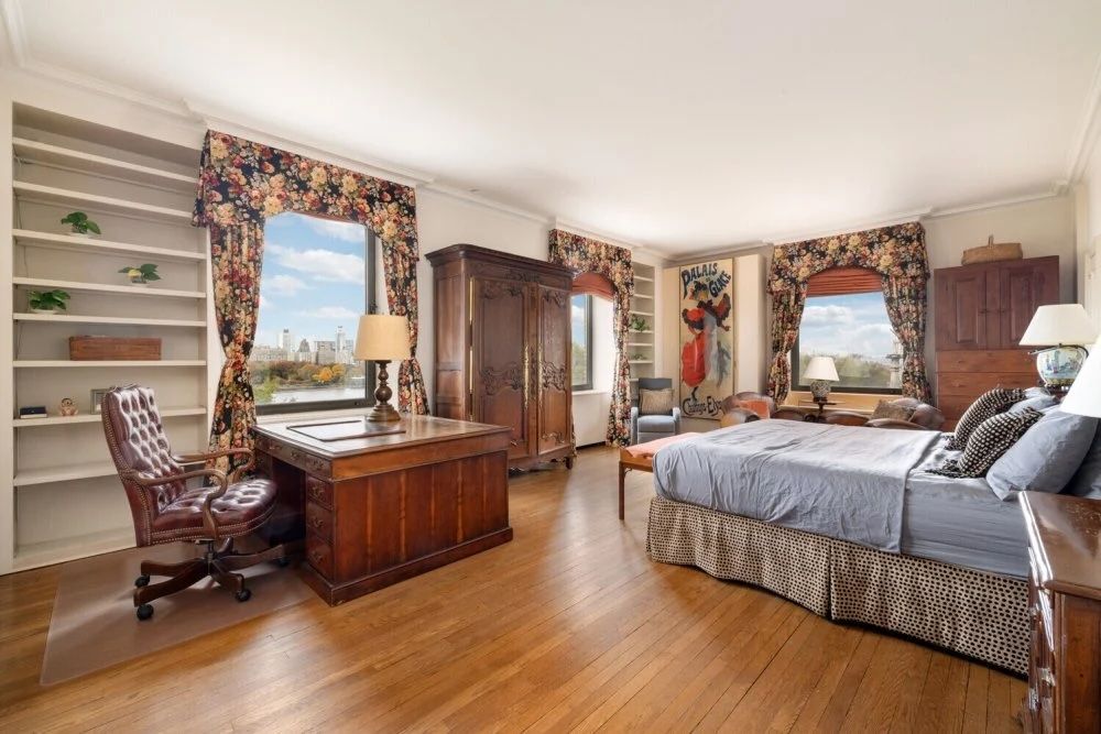 1107 Fifth Avenue apartment