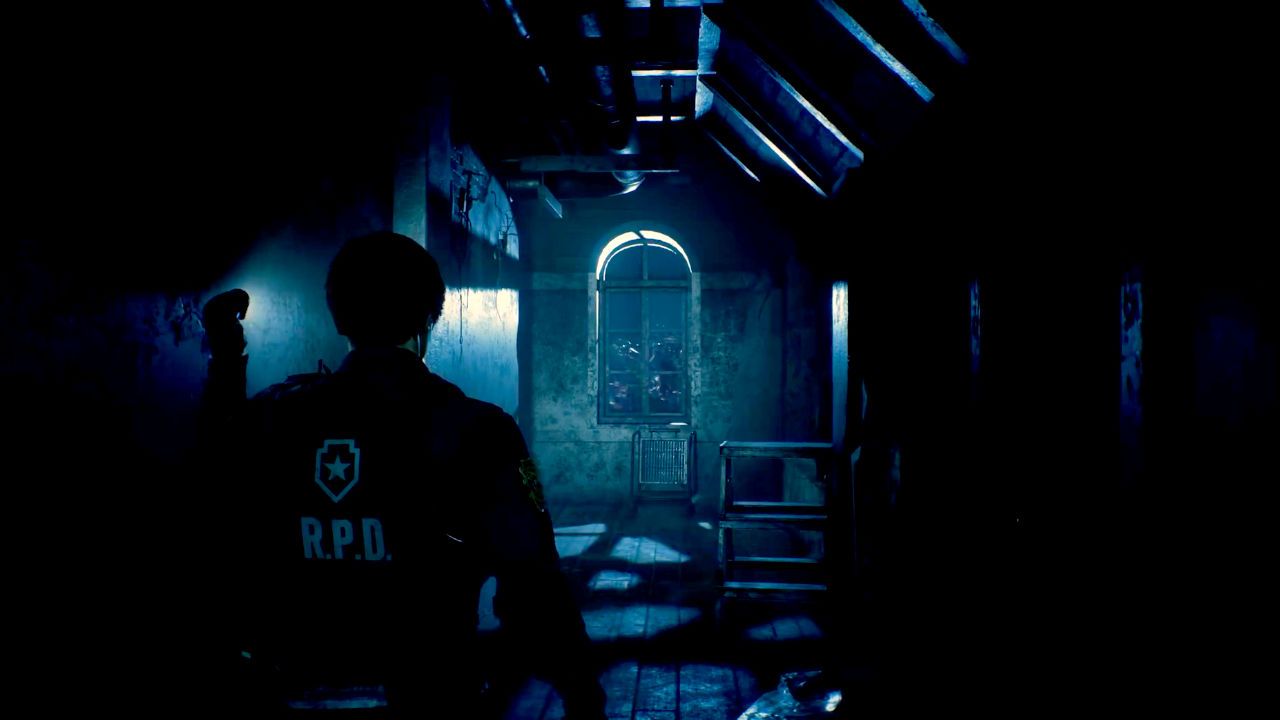 In Resi 2 the first licker appears scuttling across a widow.