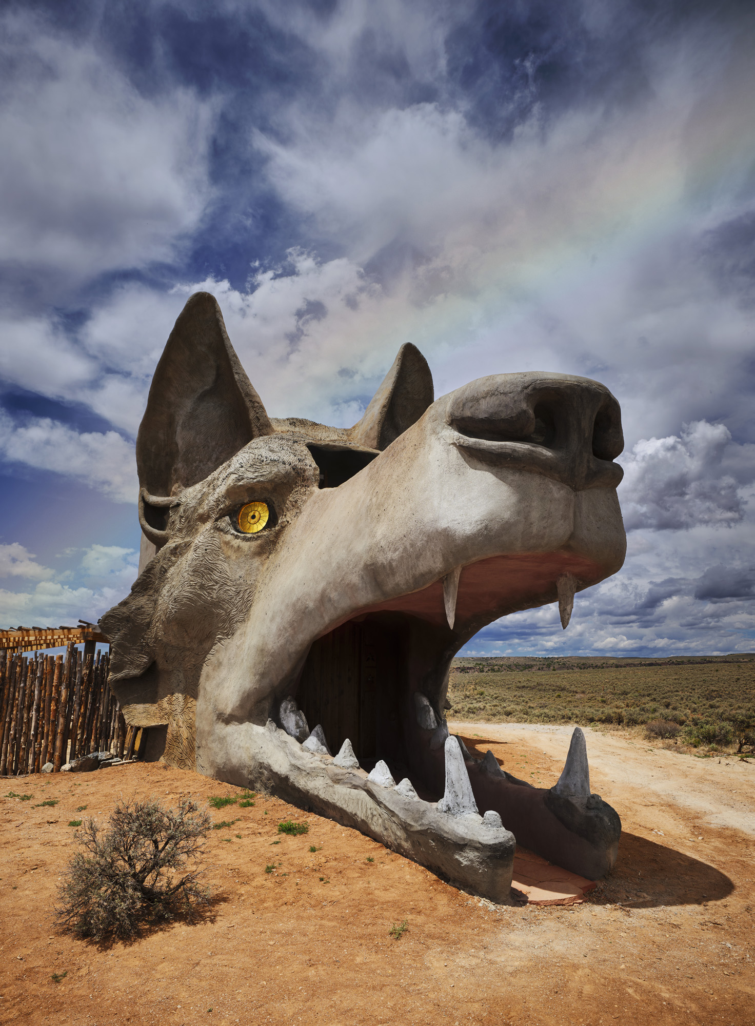 coyote house, home in the desert shaped like an animal's head