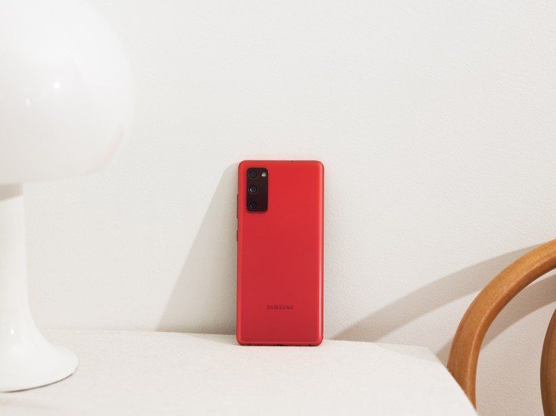 Galaxy S20 FE Cloud Red