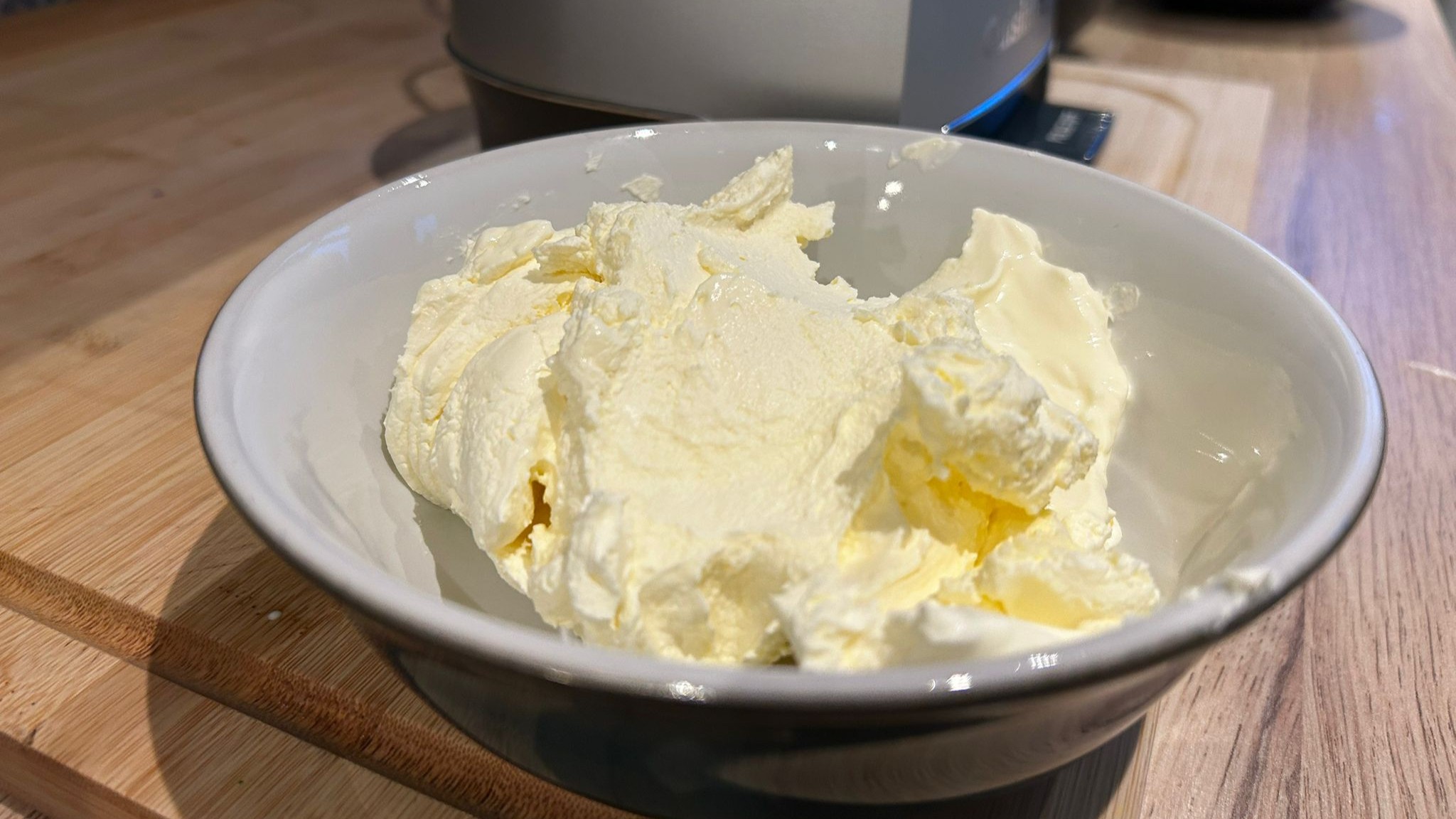 Bowl of cream whipped using Cuisinart Flexprep 1.1L food processor