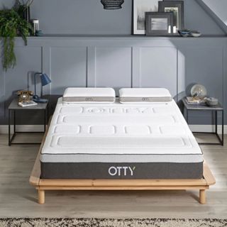 Best mattress lifestyle in bedroom 