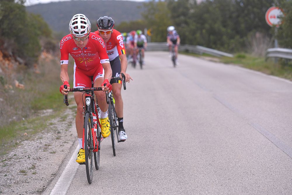 Dimitri Claeys and Jelle Wallays try their luck near the end of stage 5 at Volta ao Algarve