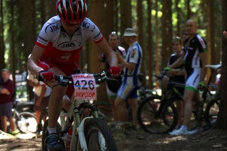 Anna Szafraniec (JBG-2 Professional MTB Team) rides to third overall.