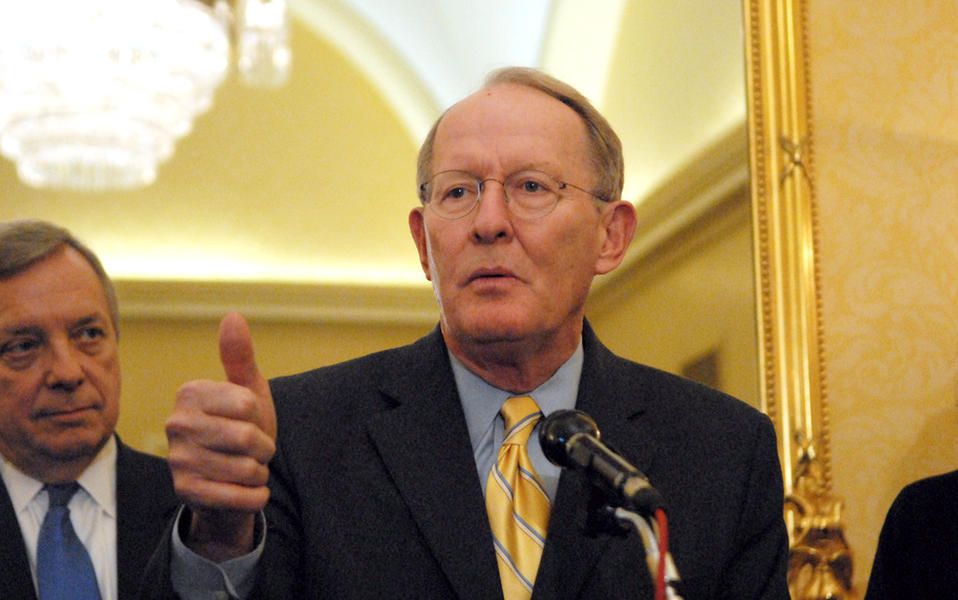 Tennessee&amp;#039;s Lamar Alexander wins primary