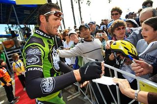 Mario Cipllini (Rock Racing) signs autographs