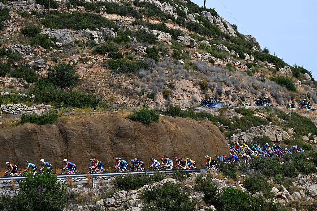 ARAMON VALDELINARES, SPAIN - AUGUST 29: A general view of the peloton competing during the La Vuelta - 81st Tour of Spain 2026, Stage 7 a 149.48m stage from Vall d&amp;amp;apos;Alba to Aramon Valdelinares 1965m / #UCIWT / on August 29, 2026 in Aramon Valdelinares, Spain. (Photo by Tim de Waele/Getty Images)