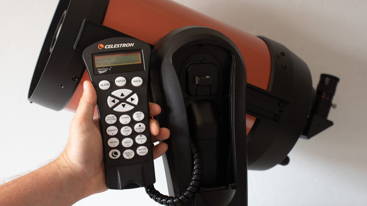 Celestron NexStar 8SE hand control