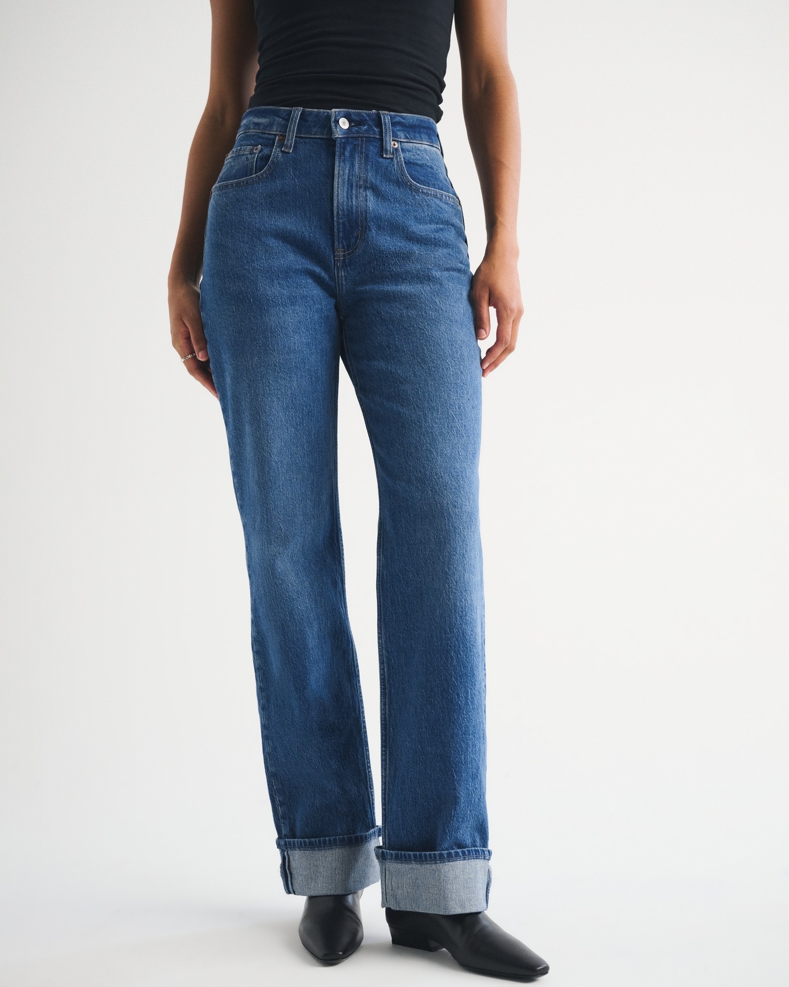 Curve Love High Rise 90s Relaxed Cuffed Hem Jean