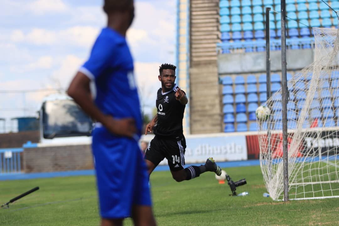 Thulani Hlatshwayo celebrating his goal against Jwaneng Galaxy