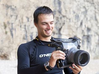 DiCAPac WP-S10 Pro DSLR Camera Series Waterproof Case
