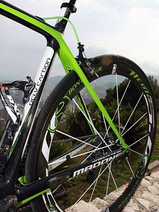 The 6 Series Madone continues to use a wishbone-style rear end…