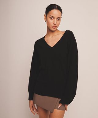 Naadam, Signature Cashmere V-Neck Sweater