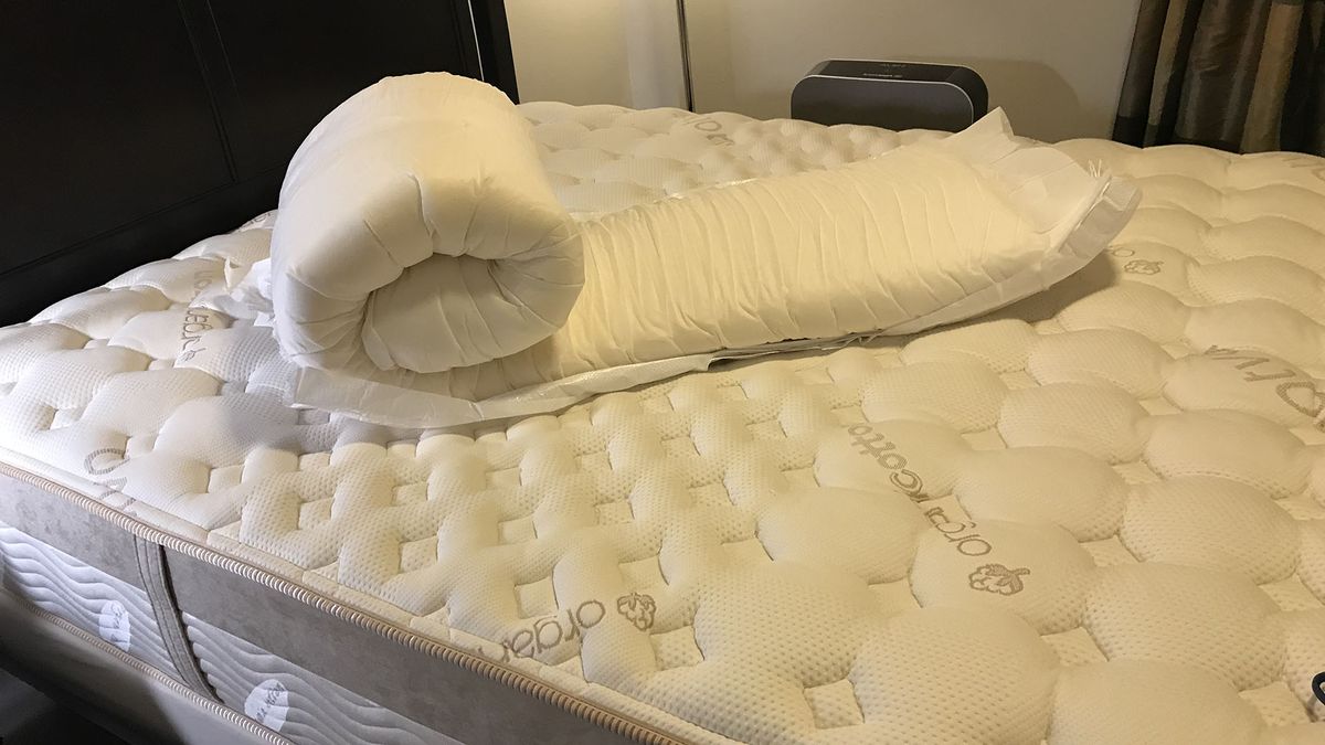 Molecule CopperWell Mattress Topper set-up process