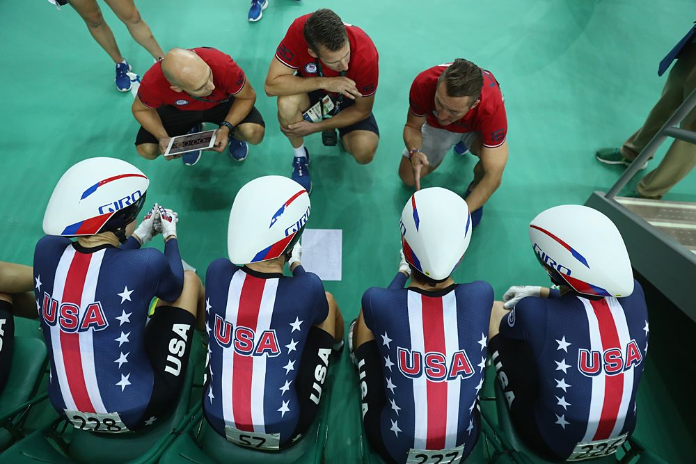 Team USA pep talk ahead of first round team pursuit