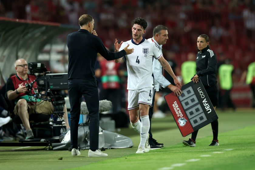 Thomas Tuchel gives Declan Rice a handshake