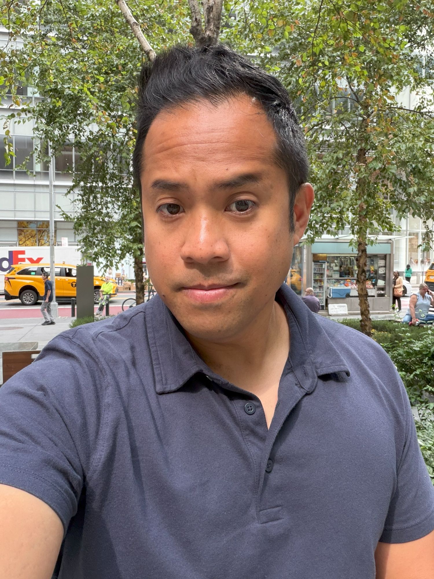 Apple iPhone 17 selfie sample.