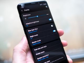 One UI's dark mode on the Samsung Galaxy S9