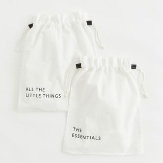 H&M two white essential dust covers