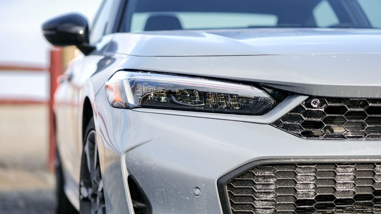 2025 Honda Civic Sport Touring Hybrid test drive review.