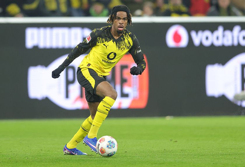 DORTMUND, GERMANY - FEBRUARY 1: Carney Chukwuemeka of Borussia Dortmund BVB plays the ball during the Bundesliga match between Borussia Dortmund and 1. FC Heidenheim 1846 at Signal Iduna Park on February 1, 2026 in Dortmund, Germany. (Photo by J&uuml;rgen Fromme - firo sportphoto/Getty Images)